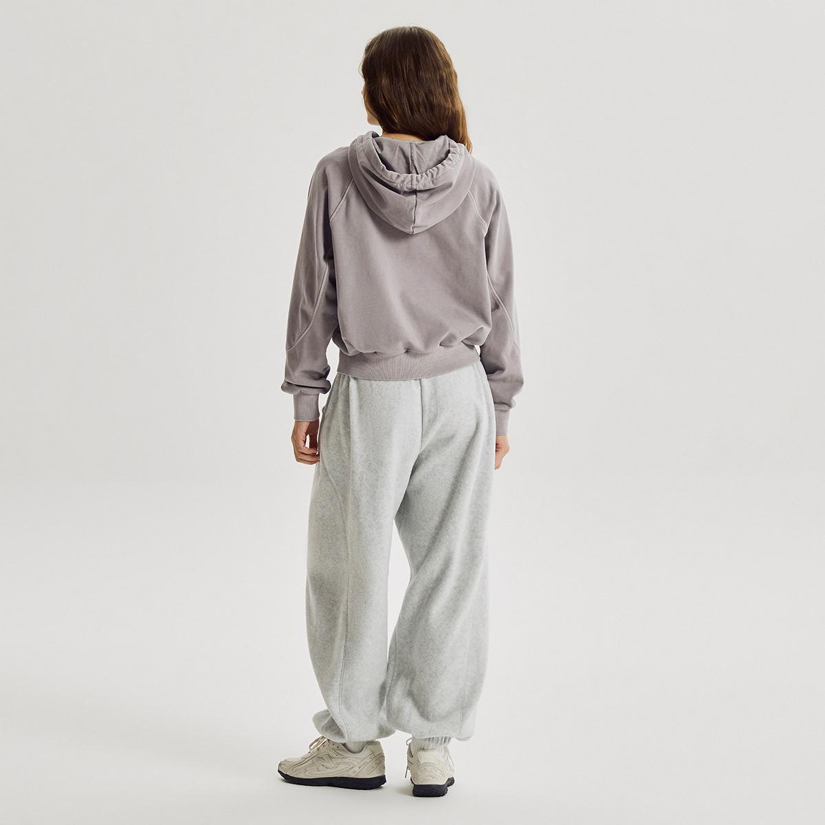 (16)Light Gray