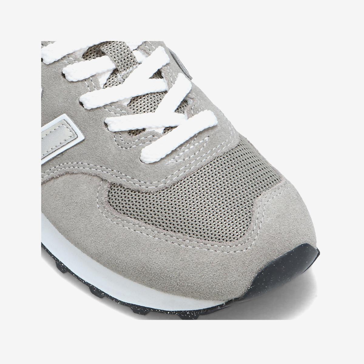 (15)Gray