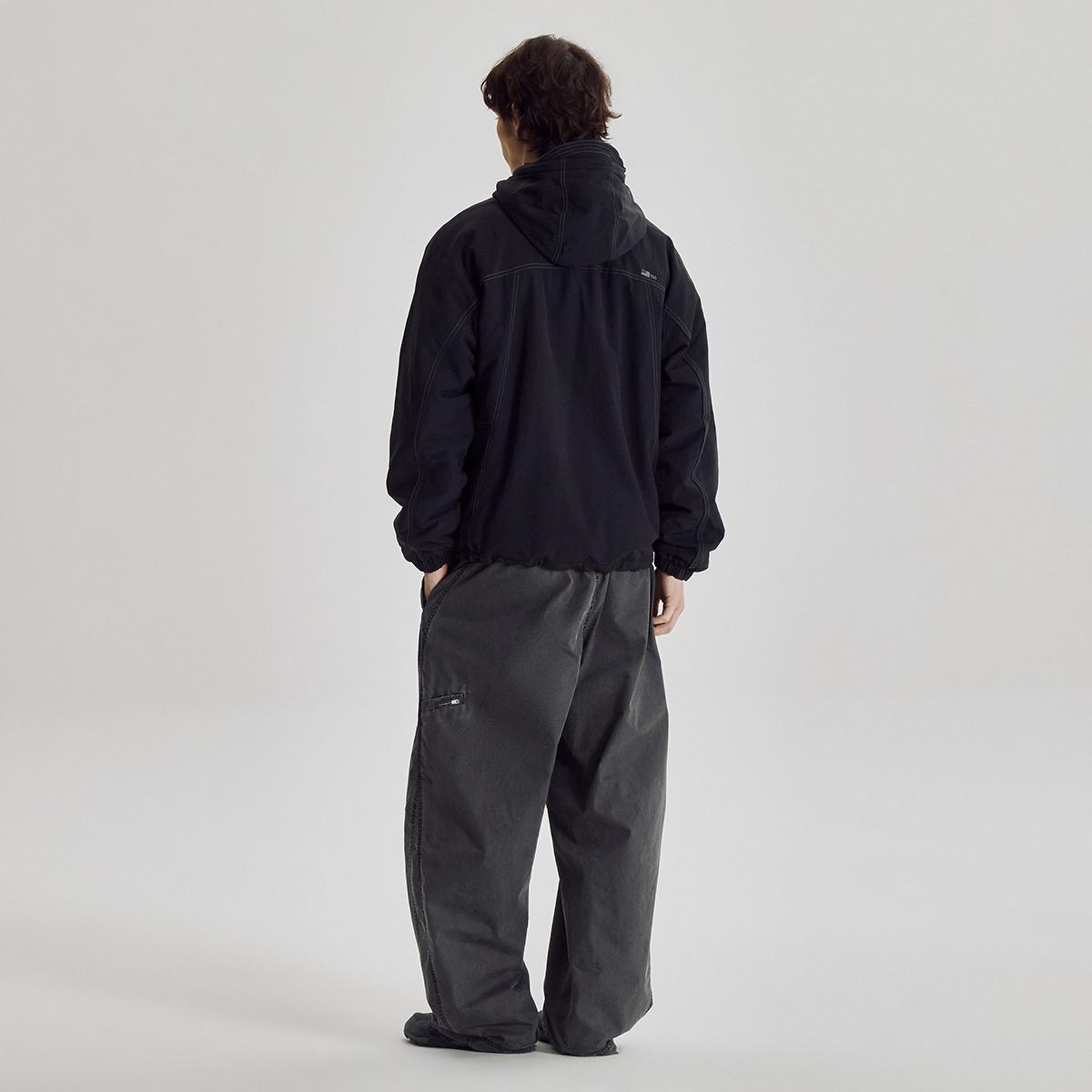 (19)Black