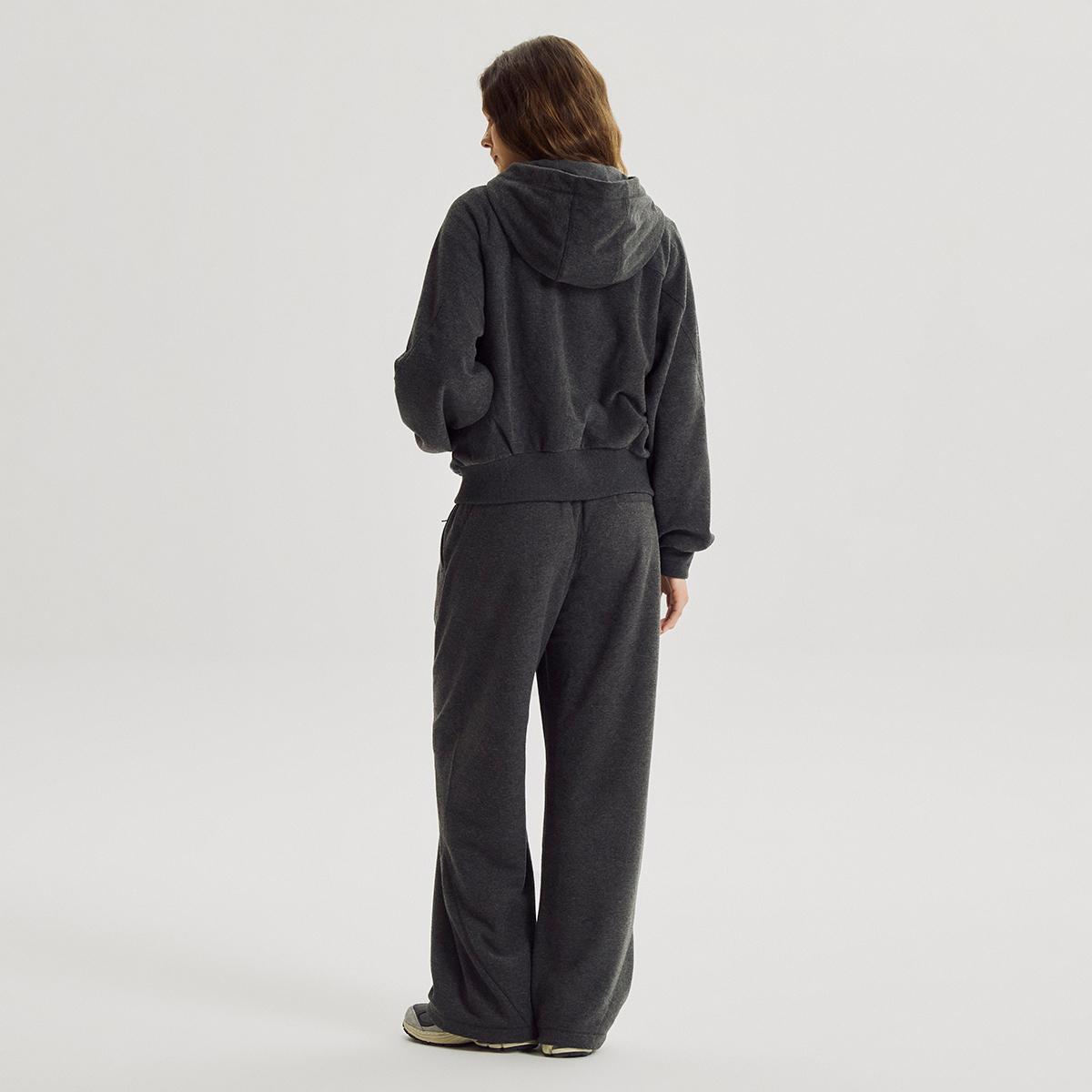 (60)Charcoal