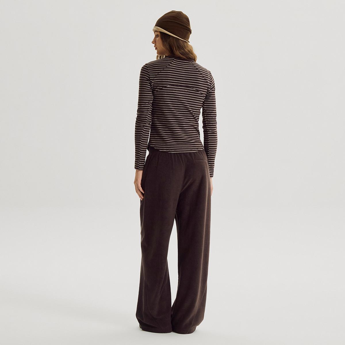(85)Brown