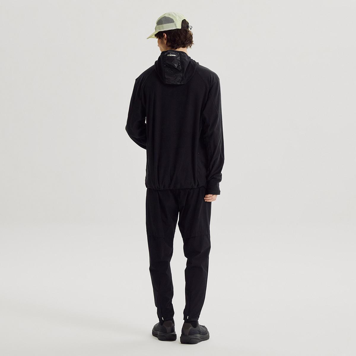 (19)Black