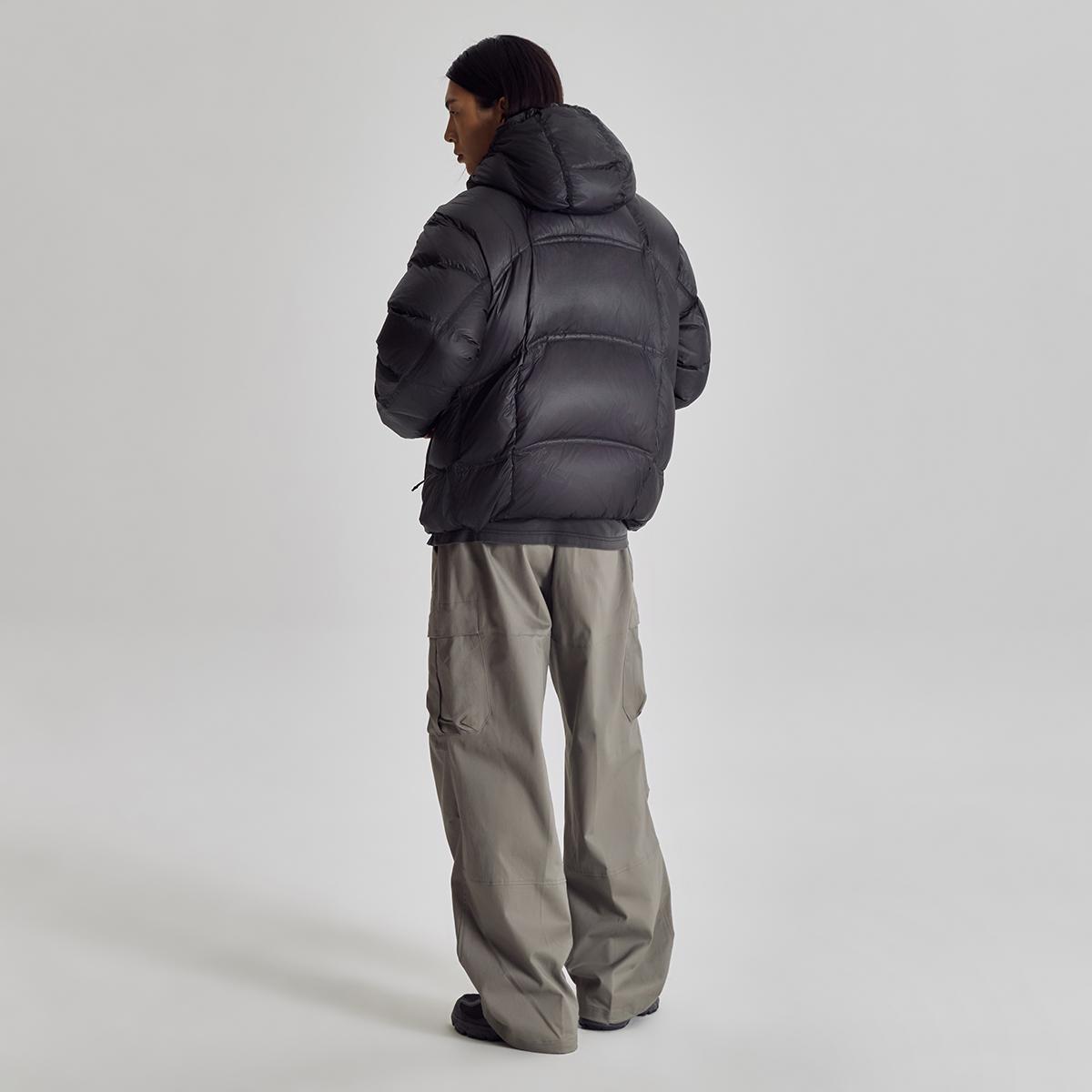 (19)Black