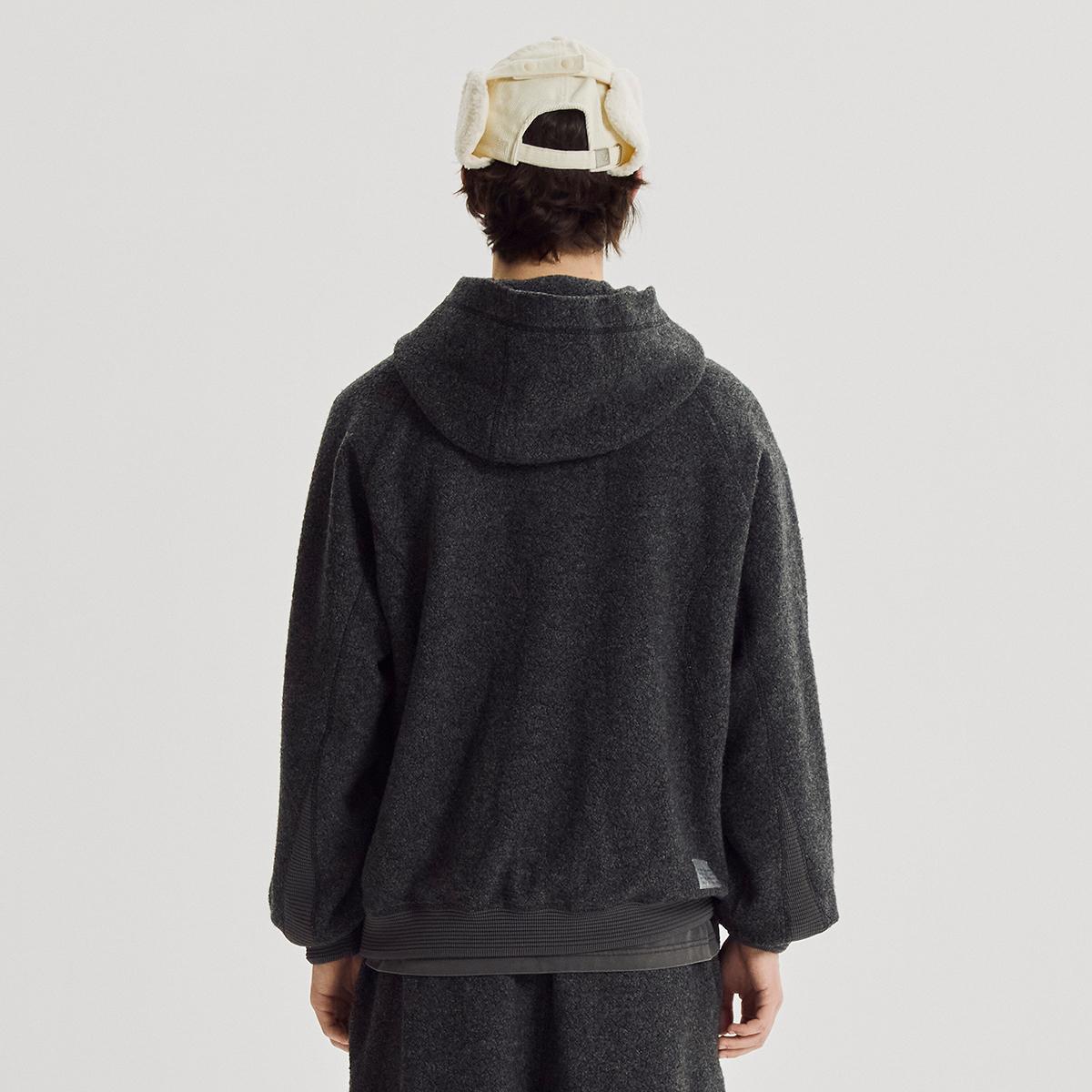 (60)Charcoal