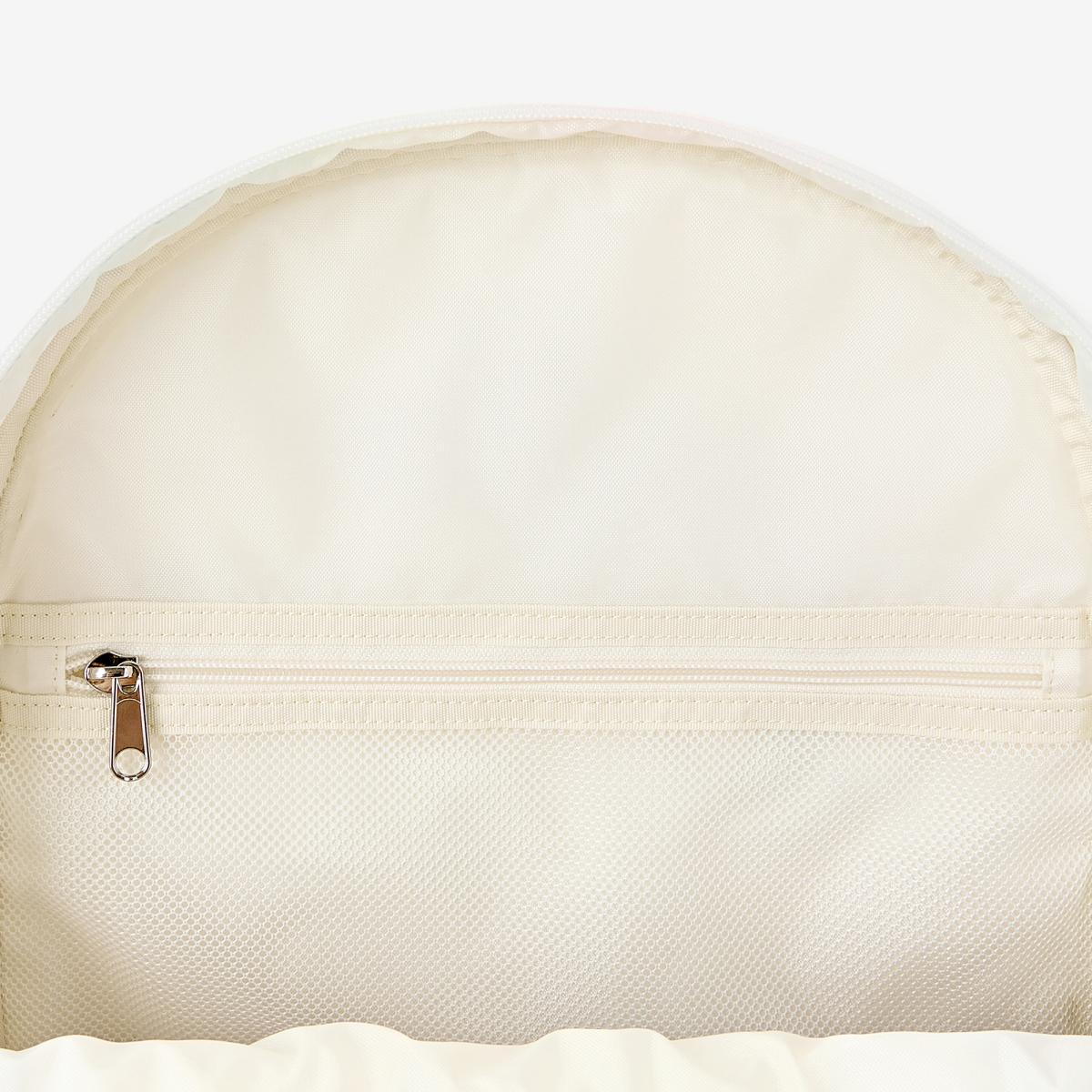 (39)Ivory