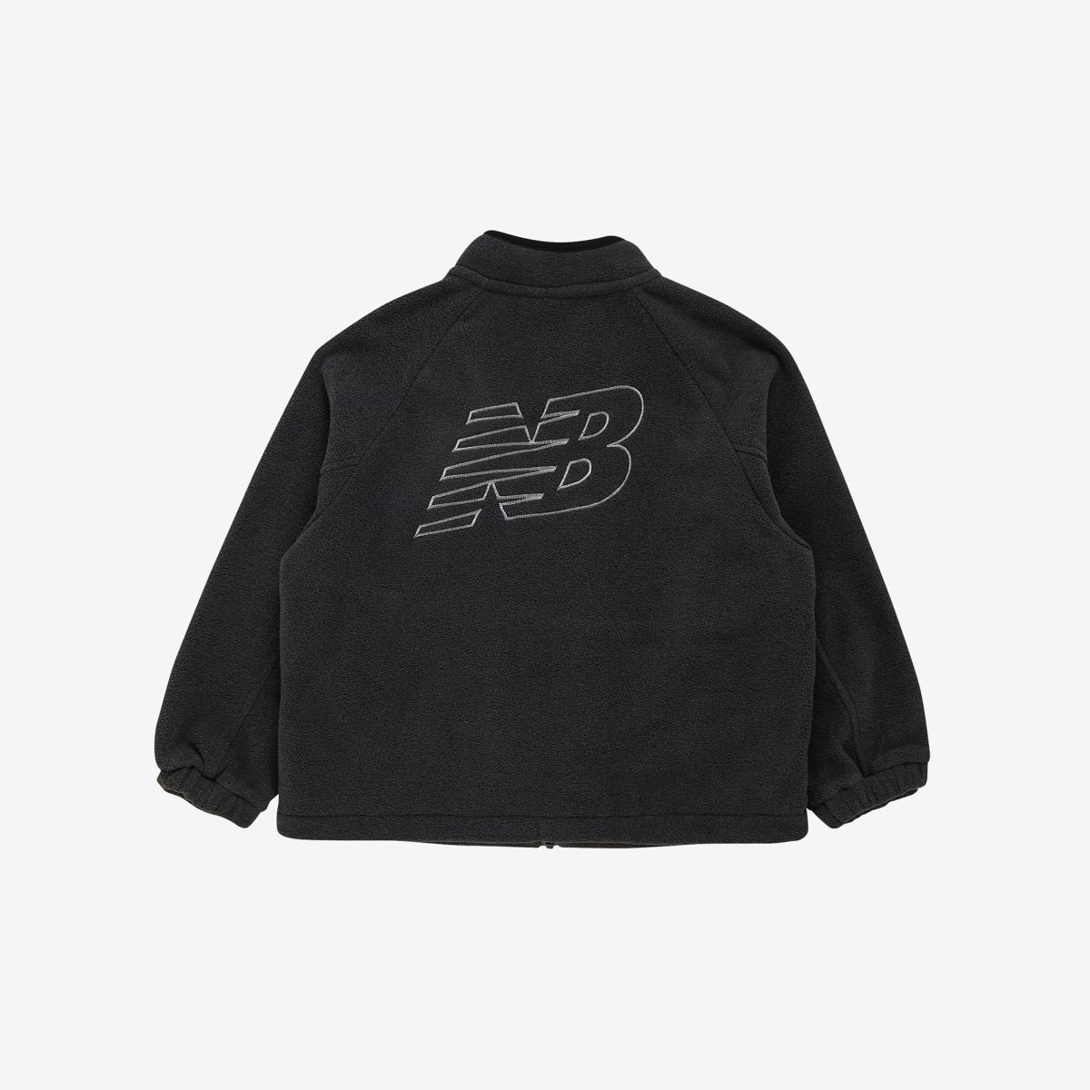 (60)Charcoal