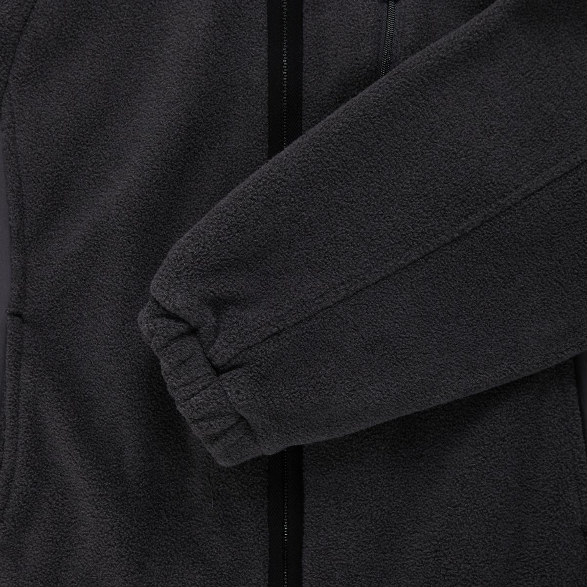 (60)Charcoal