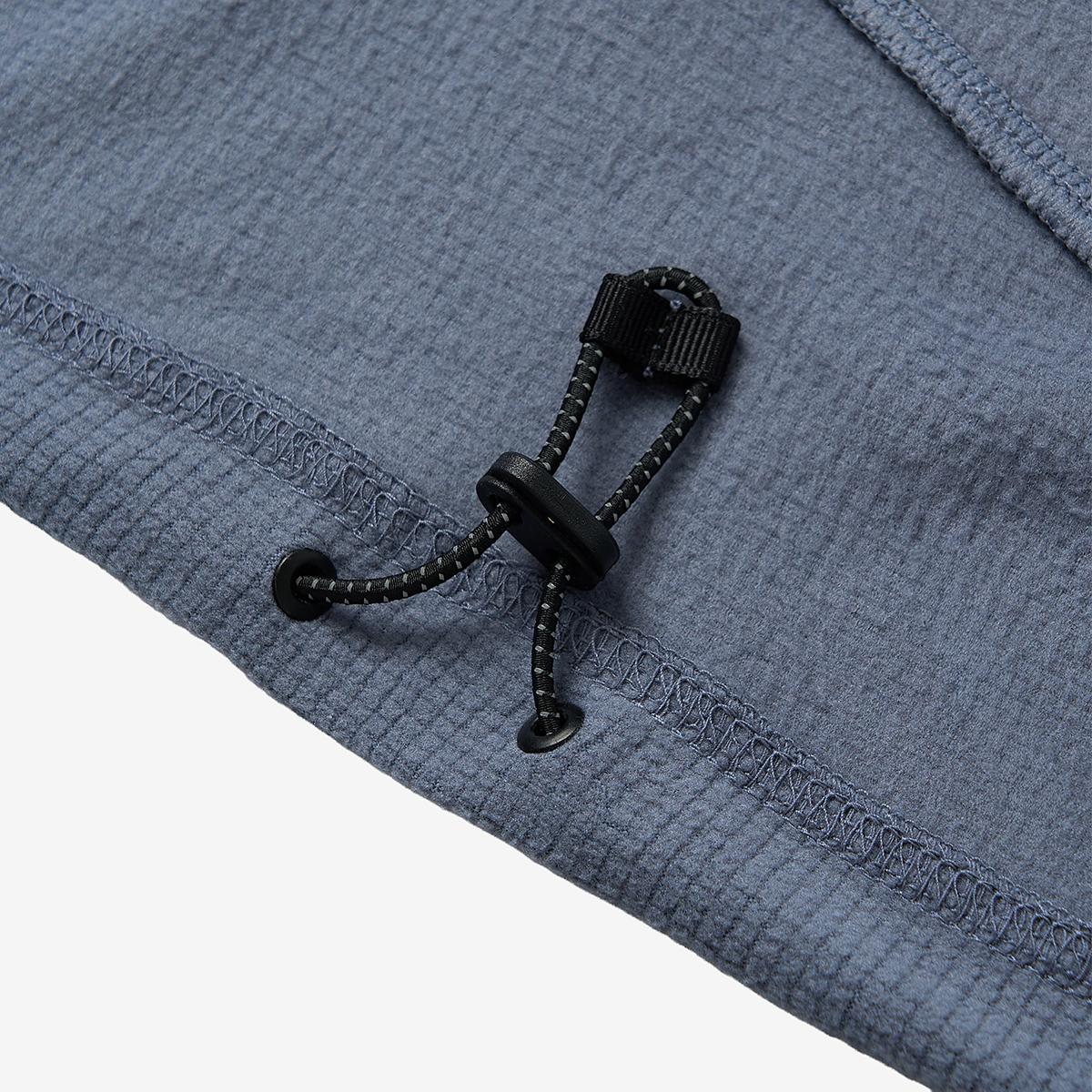 (83)Greyish Blue