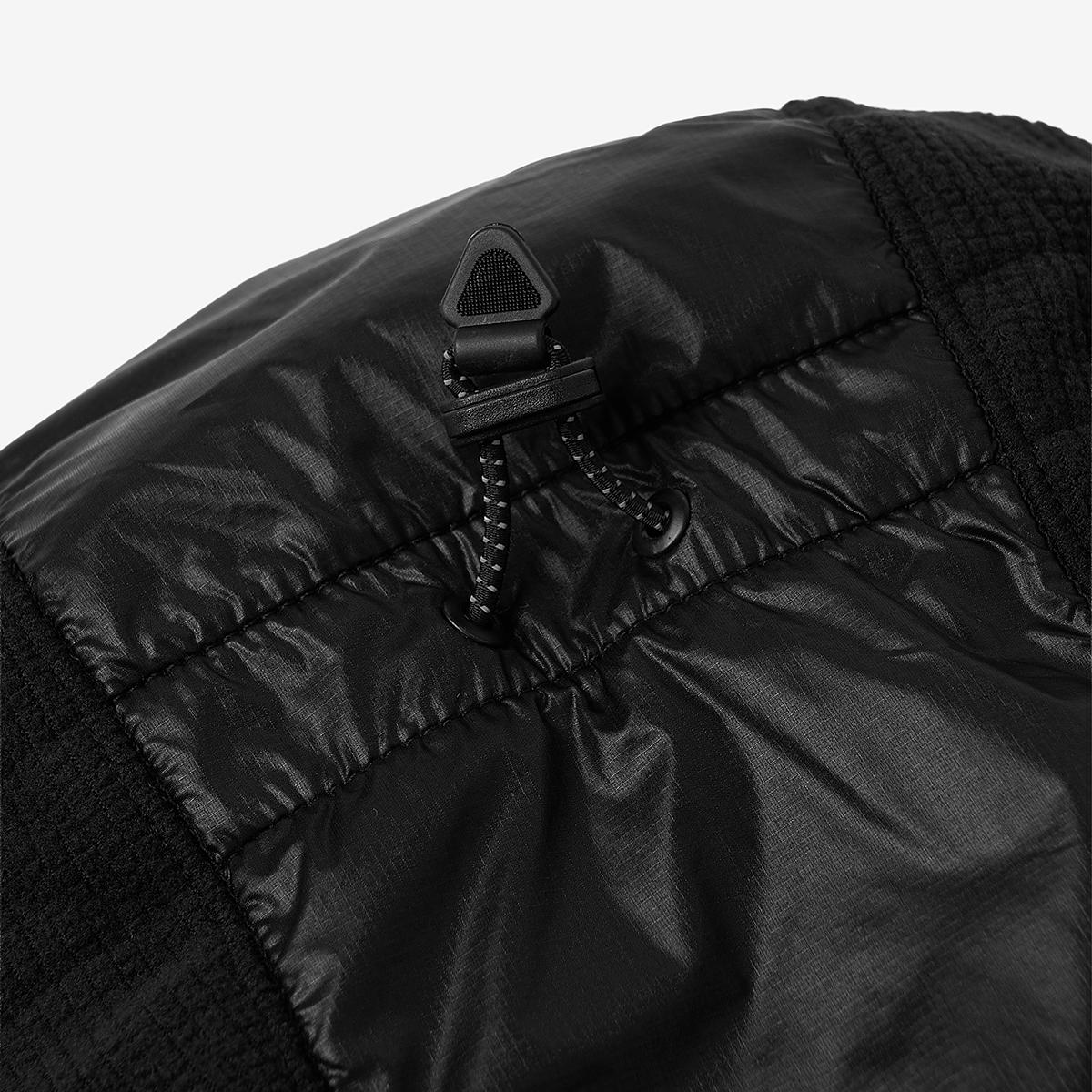 (19)Black