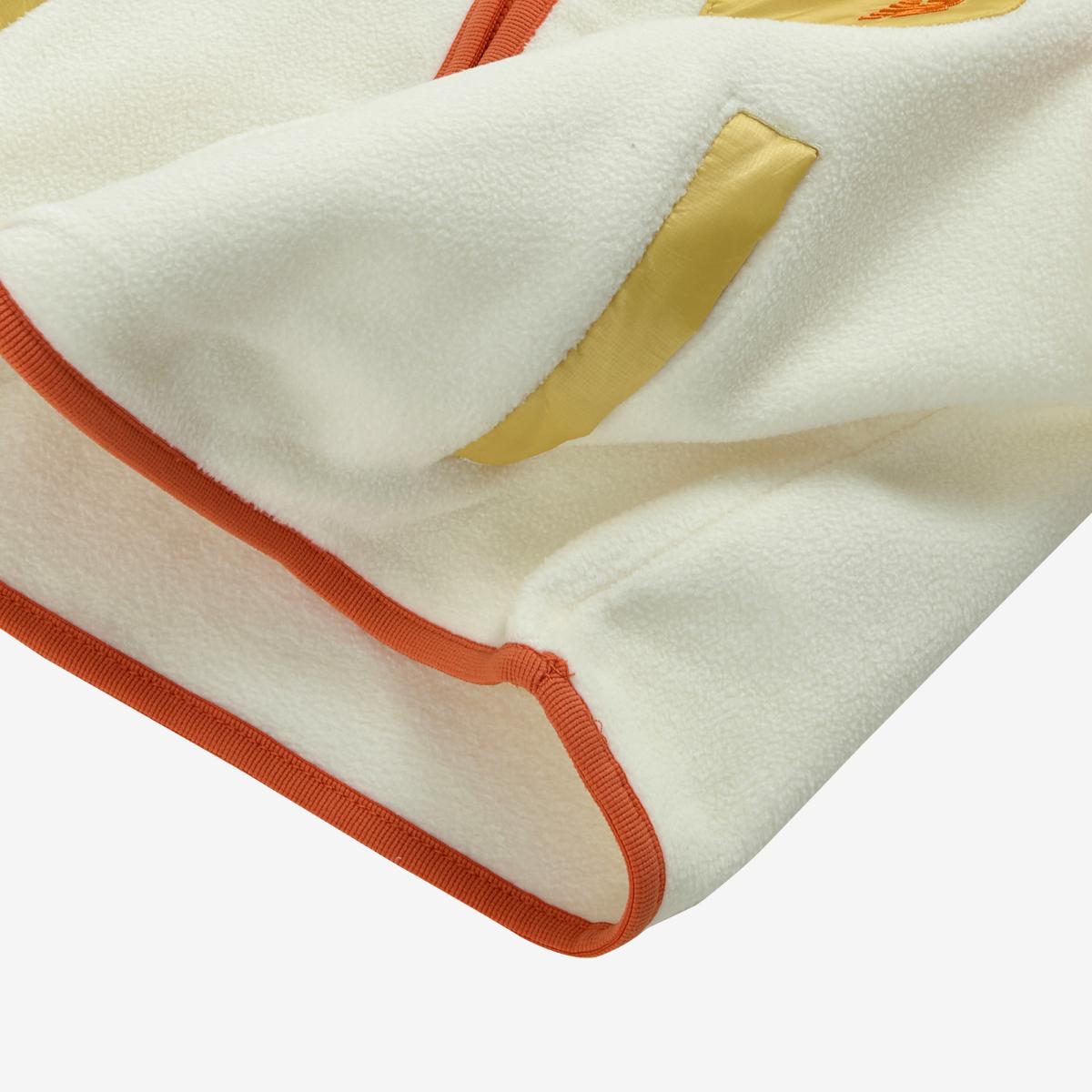(64)Cream
