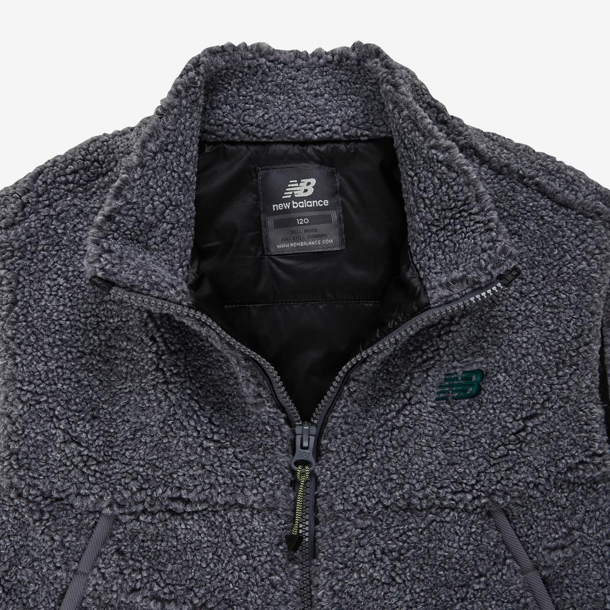 (60)Charcoal
