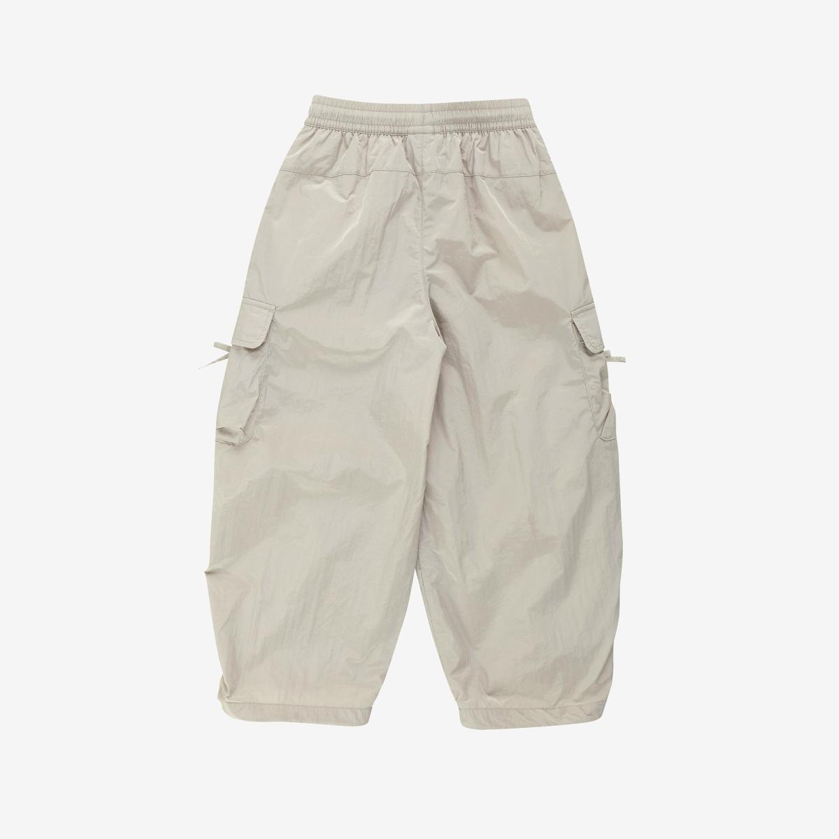 (36)Light Beige