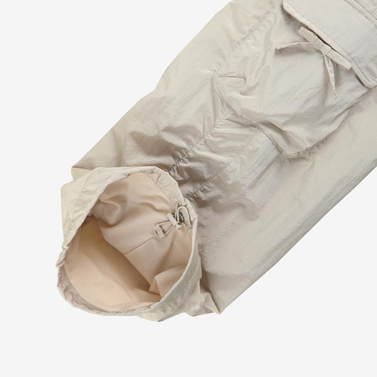 (36)Light Beige