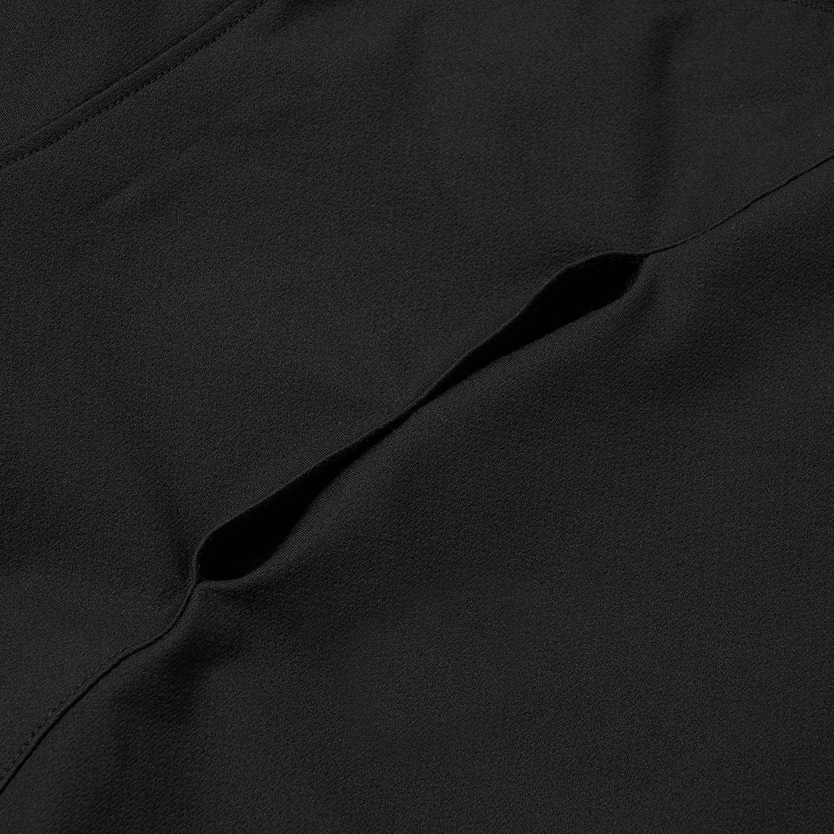 (19)Black